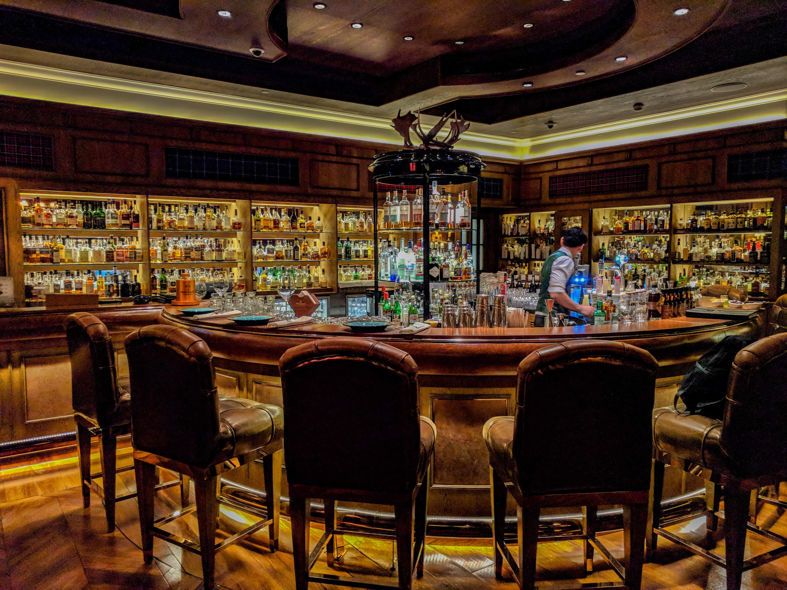 The Macallan Whisky Bar Lounge Macau Cask To Drams
